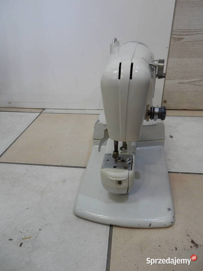Maszyna Do Szycia Adlerette 420 AGD drobne