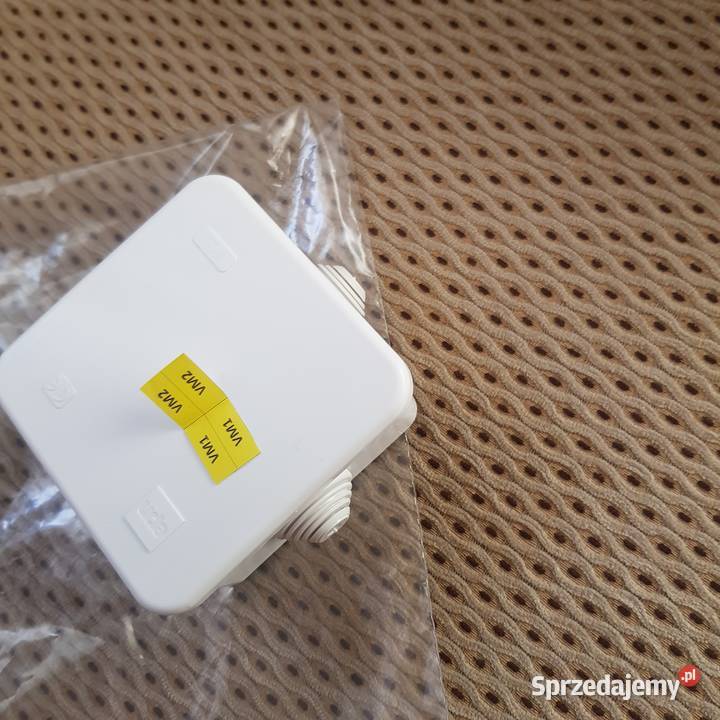 Puszka nt 80x80x42 IP55 biała FastBox F3 lubelskie sprzedam