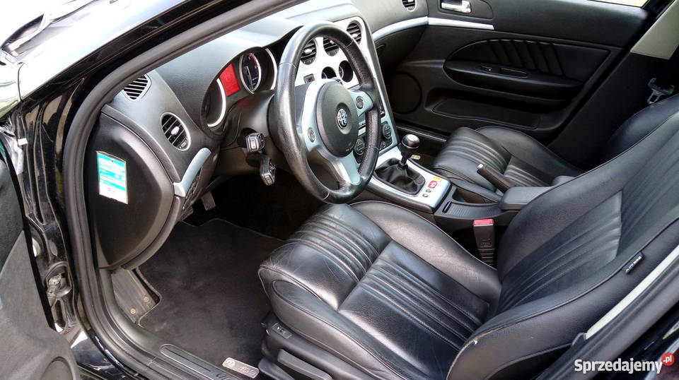 Alfa Romeo 159 24 JTDm 210 q4 4x4 import czarny sprzedam