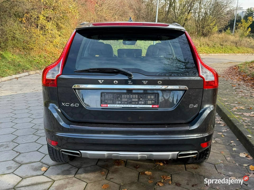 Volvo XC 60 Volvo XC 60 LIFT 20 D4 190 Opłacony ESP