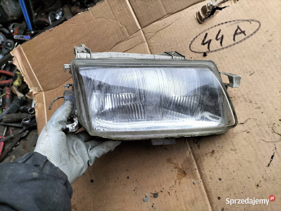 OPEL ASTRA F LAMPA PRZÓD PRZEDNIA PRAWA Kamień-Kolonia sprzedam