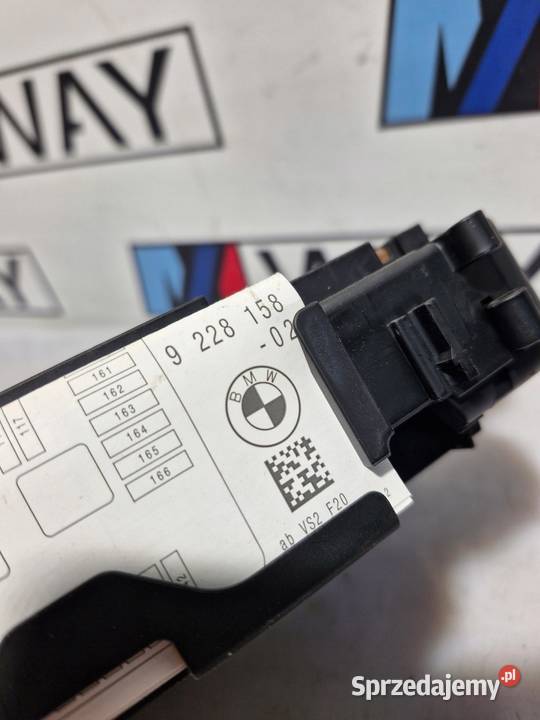 BMW F20 F30 F87 SKRZYNKA BEZPIECZNIKÓW BSI