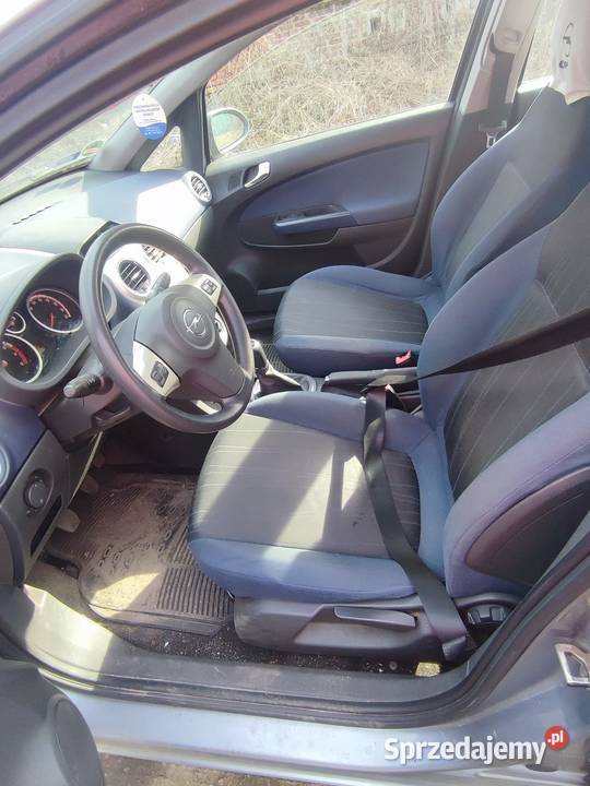 Opel corsa D 2006 12 benzyna NISKI PRZEBIEG Hatchback Corsa łódzkie