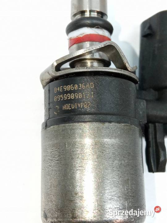 WTRYSKIWACZ 04E906036AD 15 TSI Skoda Kamiq I osobowe