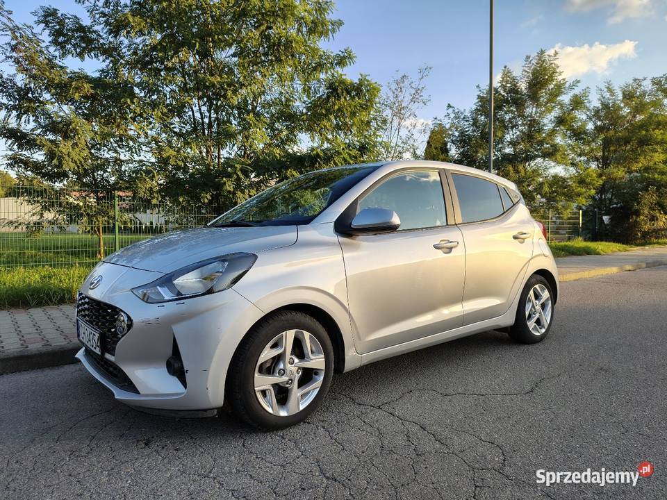 Podgrzewane fotele i kierownica CarPlay