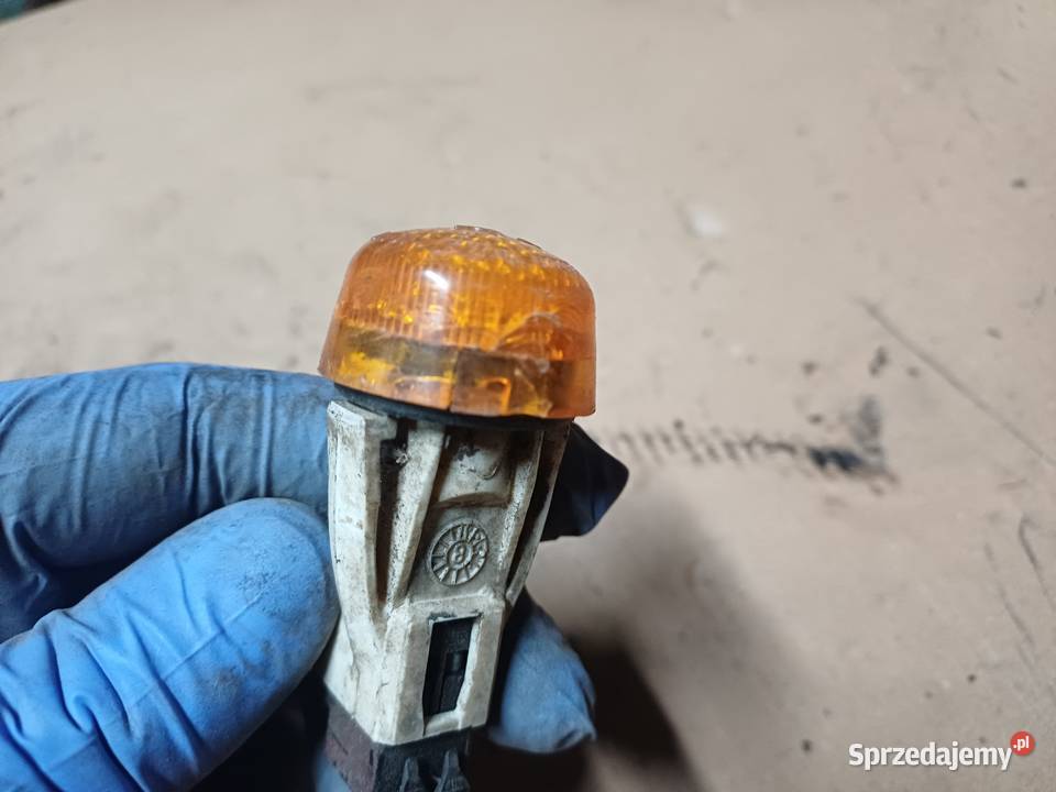 Kierunkowskazy Przód Fiat 126p CC 700 900 Kierunkowskazy Łowicz