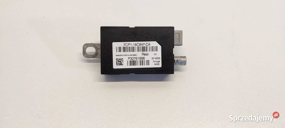 VOLVO V60 WZMACNIACZ ANTENY 30761696