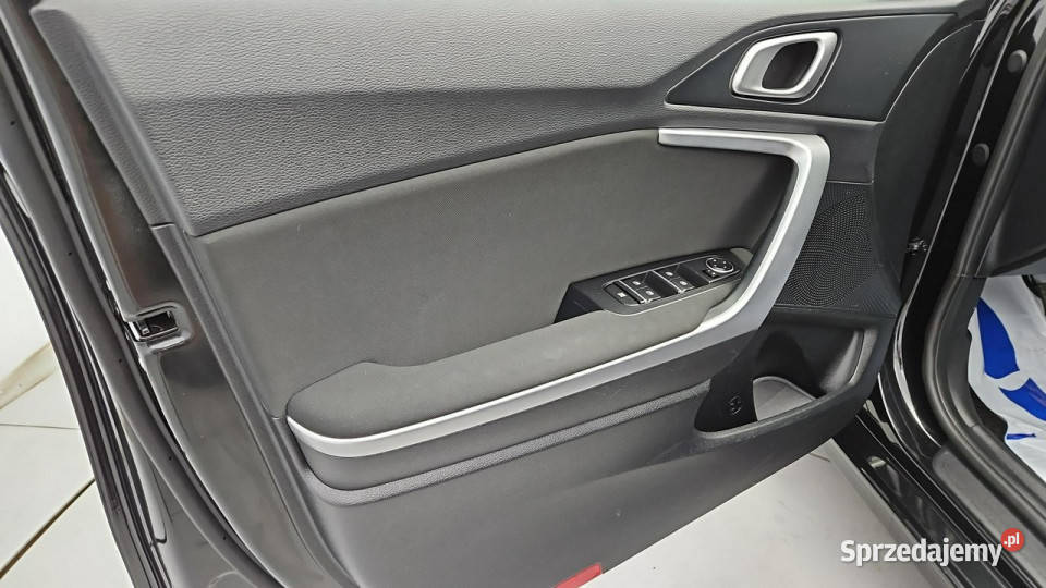 Kia Ceed 15 TGDI M Z Polskiego Salonu Faktura szary