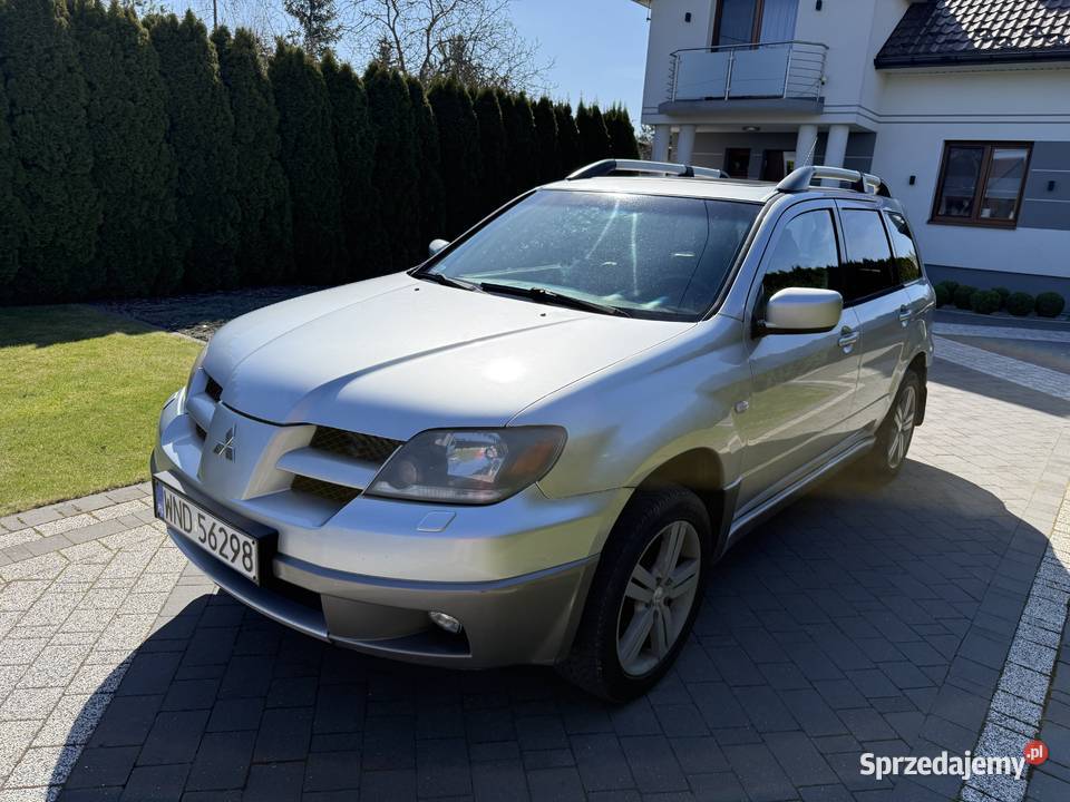 Mitsubishi Outlander AWD 20BGAZ Rok produkcji 2004 mazowieckie Zwoleń sprzedam
