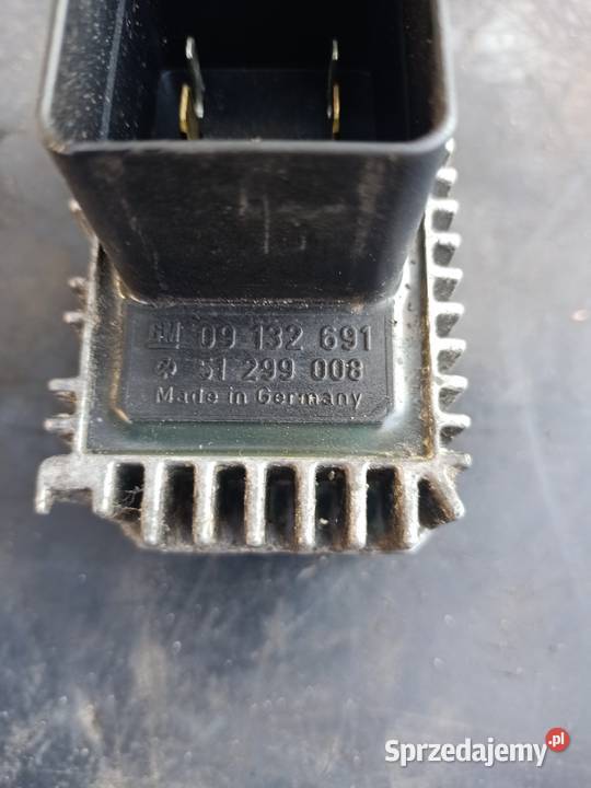 Przekaźnik świec żarowych Opel Saab 09132691 Szczecin