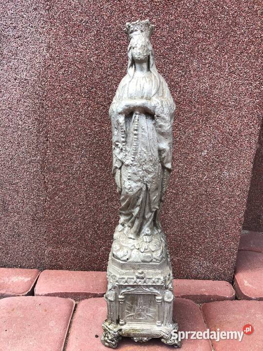 Zabytkowa figurka Łowicz