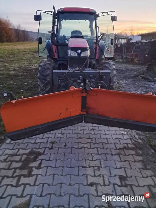 Ciągnik Kubota z pługiem Klimatyzacja świętokrzyskie sprzedam