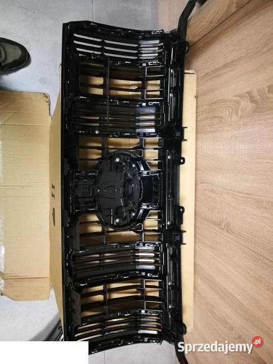 Toyota land cruiser Atrapa grill przód lift osobowe Kozubszczyzna sprzedam