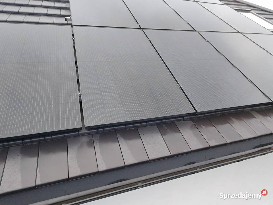 Usługi dronem zdjęcia działek inspekcje dachów Skierniewice