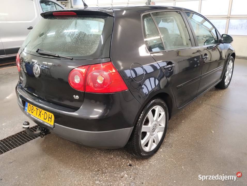 VW Golf 16 MPI 102 5drzwisprowadzony elektryczne lusterka sprzedam