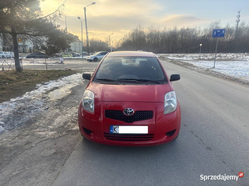 ekonomiczna i niezawodna Toyota manualna Tarnów