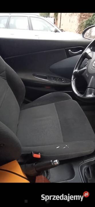 Sprzedaż samochodu Nissan Kraków