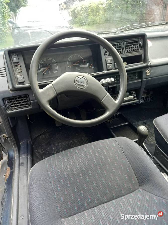 Skoda forman Rok produkcji 1995 Ząbki