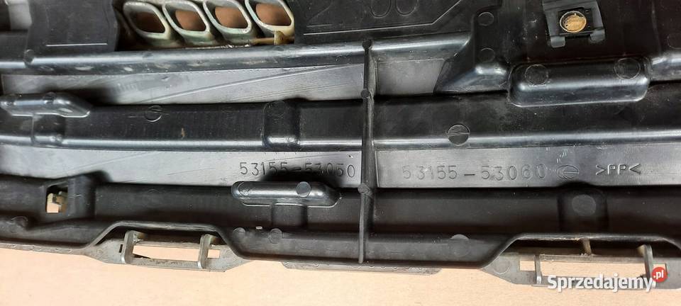 ATRAPA GRILL LEXUS IS200 IS300 9905 5315553050
