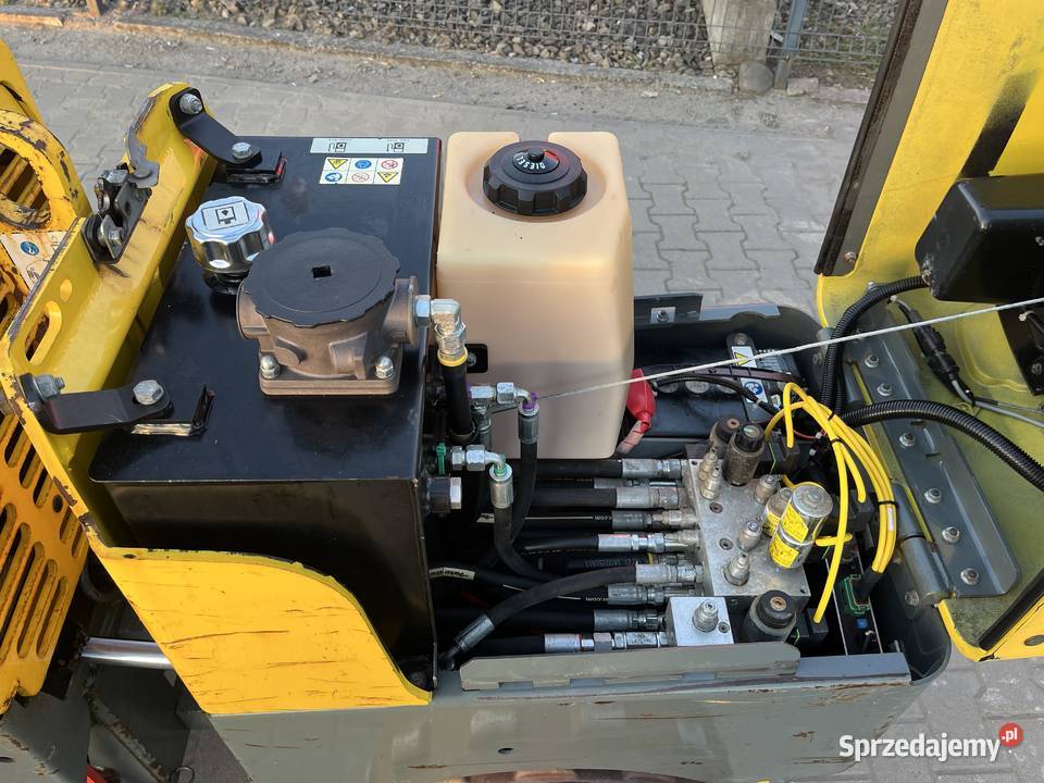 Walec kołkowy okołkowany Wacker Neuson RT 82 SC3 Nowy Sącz