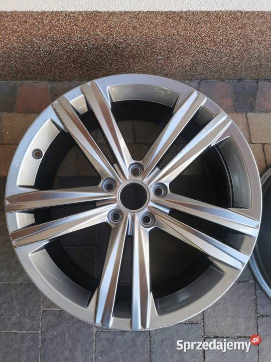 FELGI VW sebring 18 3g8601025N aluminiowe łódzkie Wartkowice sprzedam
