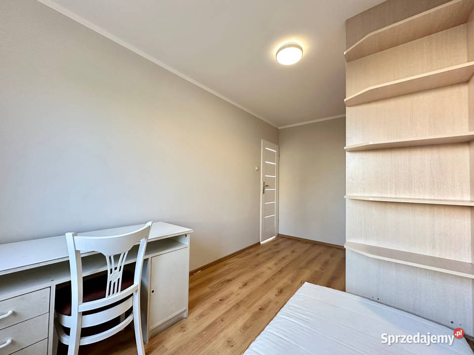 Przestronne dwustronne z dużym balkonem Poznań