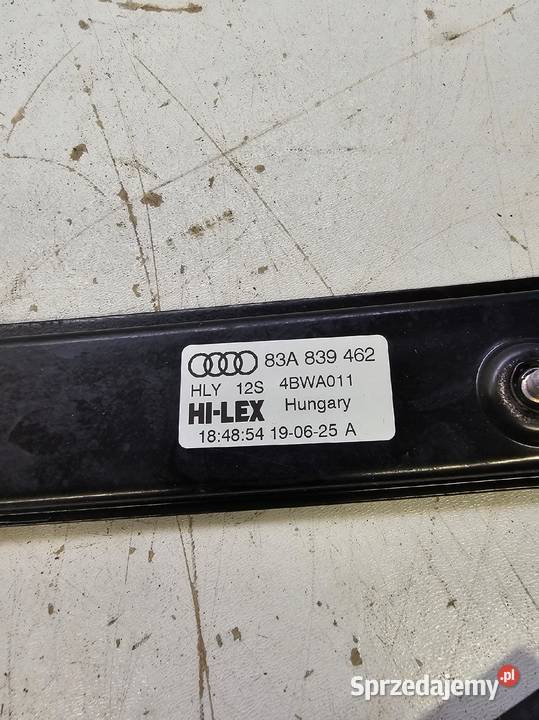 MECHANIZM SZYBY PRAWY TYŁ AUDI Q3 F3 83A839462 osobowe Przystajń