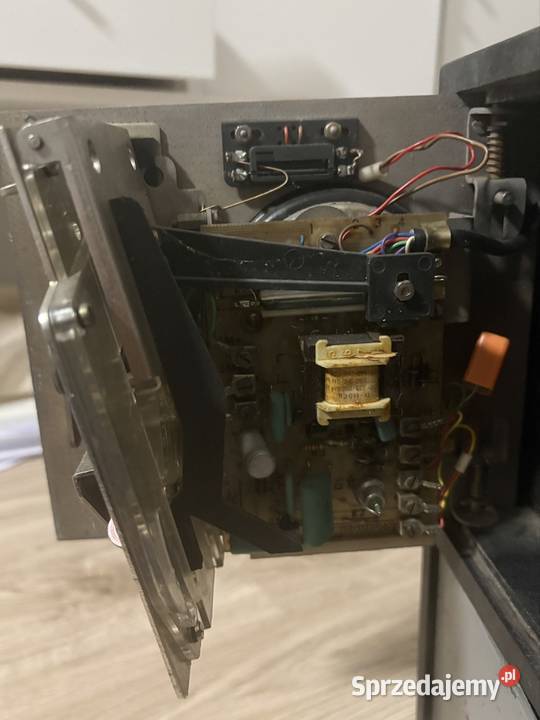 Automat telefoniczny na żetony