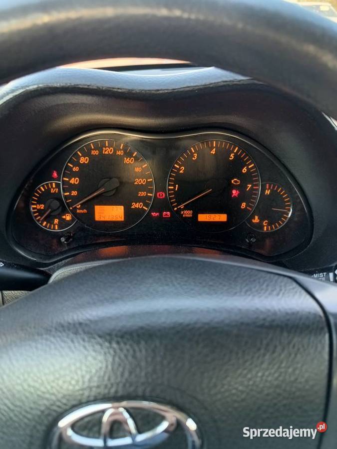 Toyota Avensis 2004 LPG Kielce sprzedam