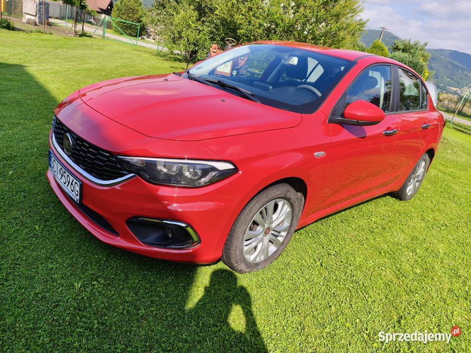 Fiat Tipo Sedan 14 Benzyna 95 kupiony w polskim salonie Tipo Górki Małe sprzedam