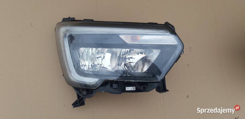 RENAULT MASTER IV REFLEKTOR PRAWY LAMPA PRAWA dostawcze