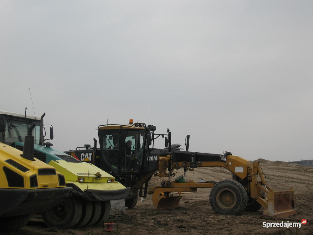 równiarka samobieżna Caterpillar CAT 120 M Suwałki