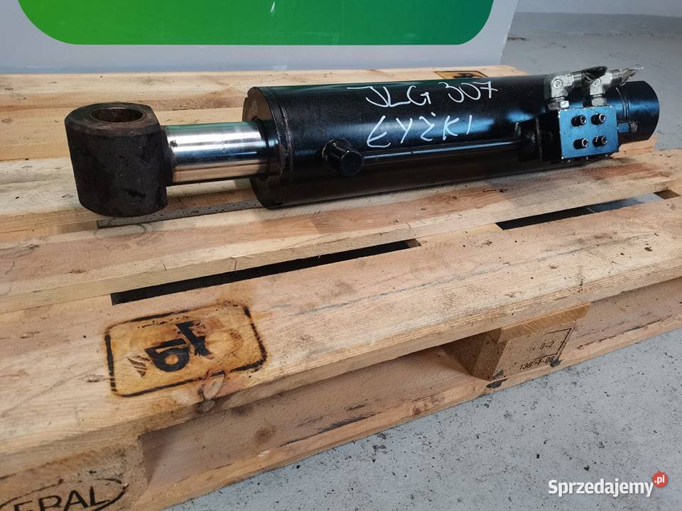 Siłownik wychyłu łyżki JLG 307 wielkopolskie Wilkowo sprzedam