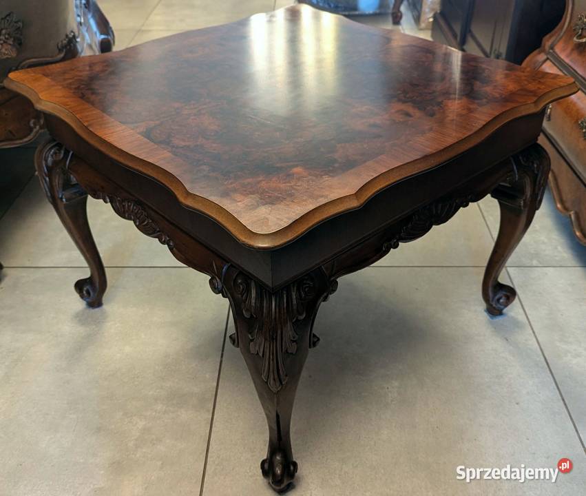 Pięknie zdobiony stolik sklep Dąbrowa Górnicza Meble śląskie