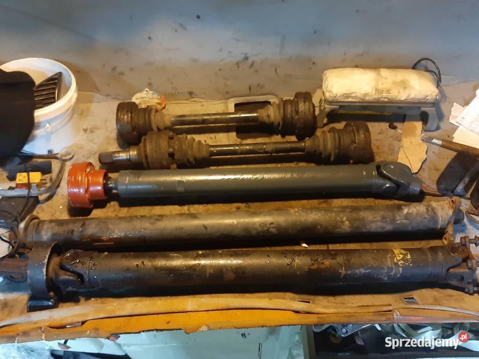 Wał napędowy pół osie BMW e34