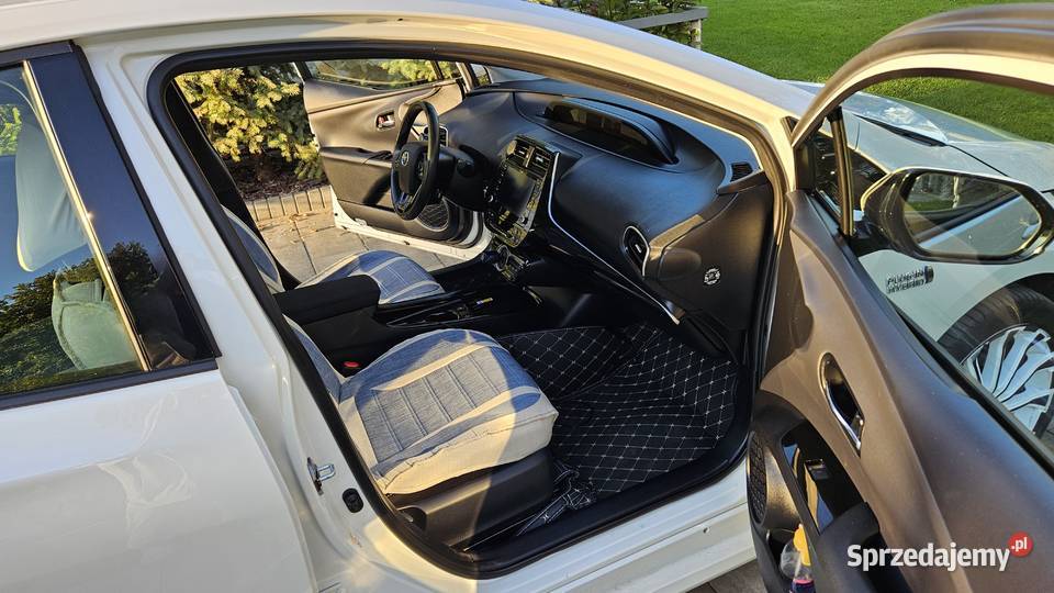 TOYOTA PRIUS Plugin II wł Gwarancja ASO 122KM Toyota Warszawa