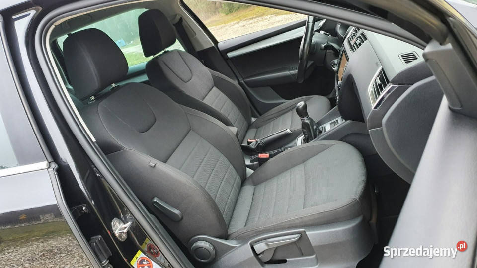koda Octavia 16 TDI Elegance Bogate Wyposażenie Kombi Chmielnik