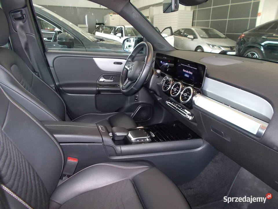 MercedesBenz GLB 200 Automat salon Polska 4/5 Dębica sprzedam