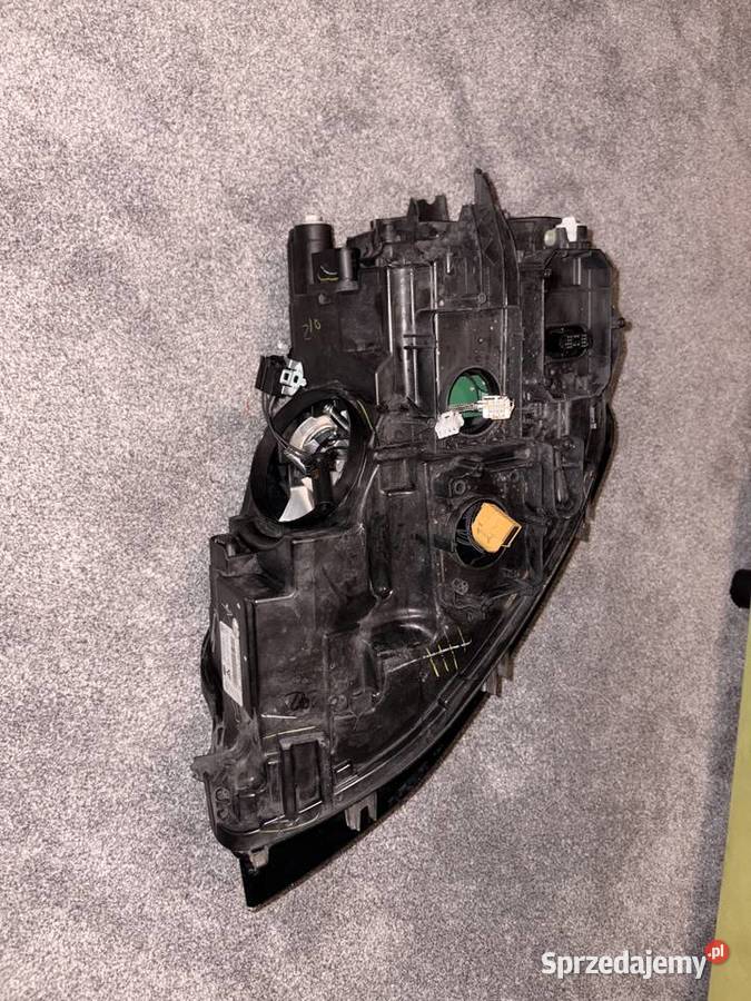 Lampa przednia prawa VW Golf VII Hella 5G0 941 Mińsk Mazowiecki
