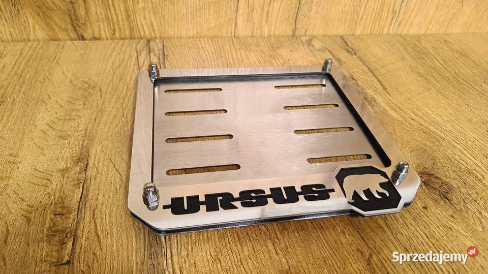 Ramka tablicy rejestracyjnej Ursus 190x150mm Babimost sprzedam