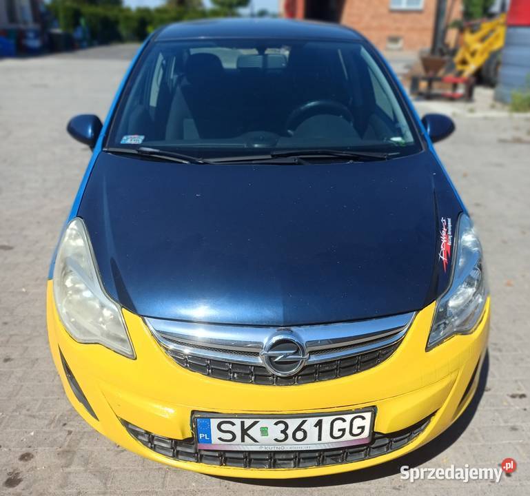Opel 2012r Corsa 12 16V 86 86KM