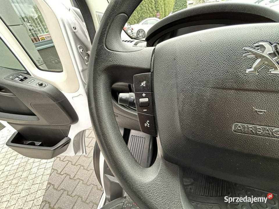 Peugeot Boxer L4H3 led kamera nawigacja tempomat sprzedam
