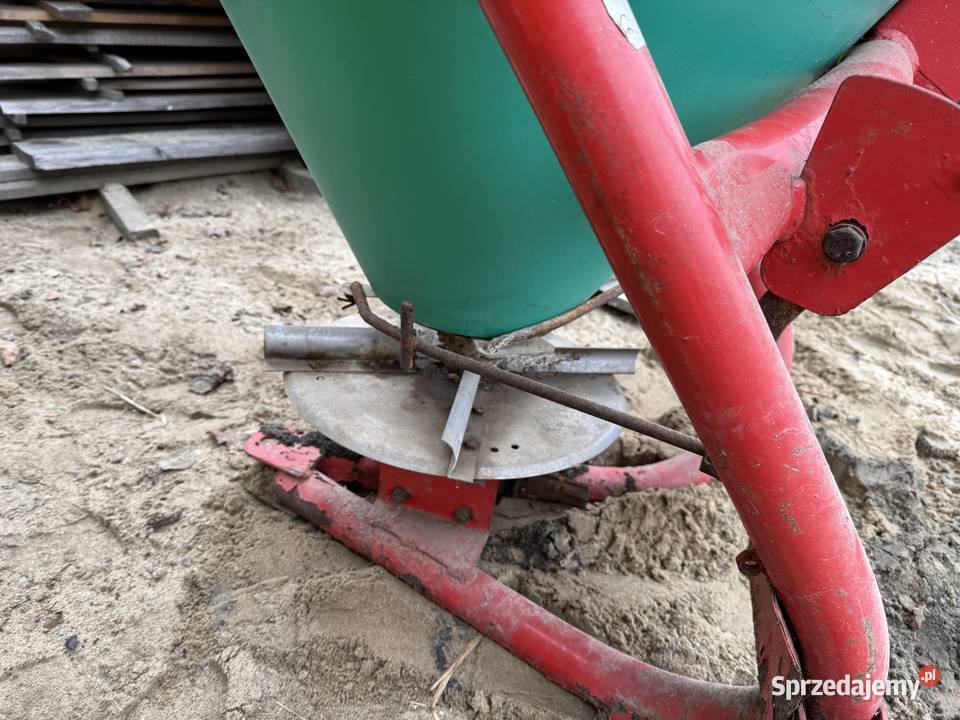 Rozsiewacz nawozów lejek plastikowy Biała Podlaska
