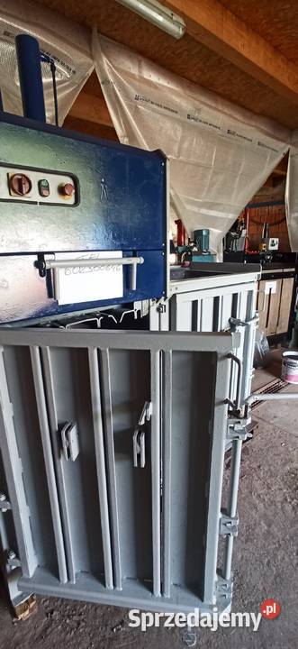 Prasa hydrauliczna 2 komorowa do makulatury Trzebinia