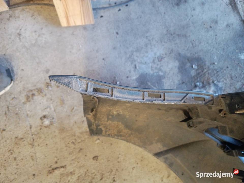 Sprzedam zderzak przedni audi A6 C6 bez grilla Podągi sprzedam