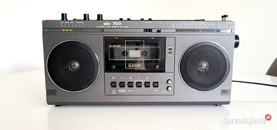 Radiomagnetofon RFT SKR 700 Nowe paski Leszno sprzedam