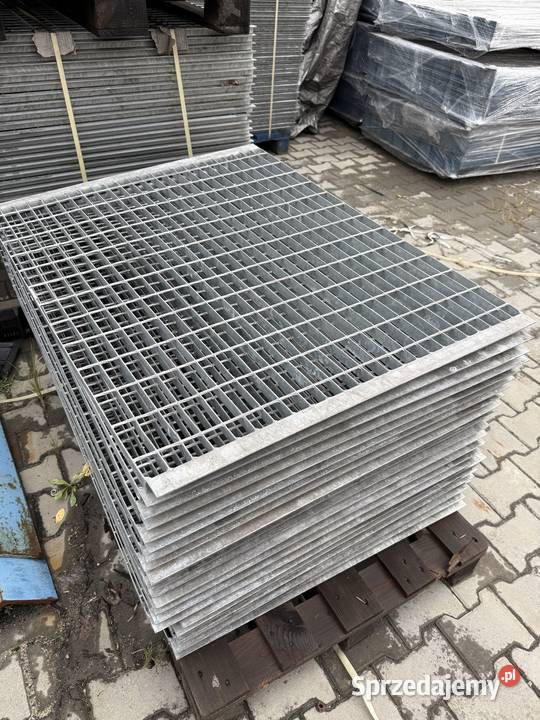KRATA WEMA WPUSZCZANA 1050x962 mm oczko 67x50 mm Zabrze