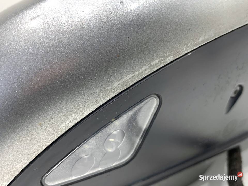 LUSTERKO PRAWY AUDI A8 D3 SedanLimuzyna 0210 osobowe