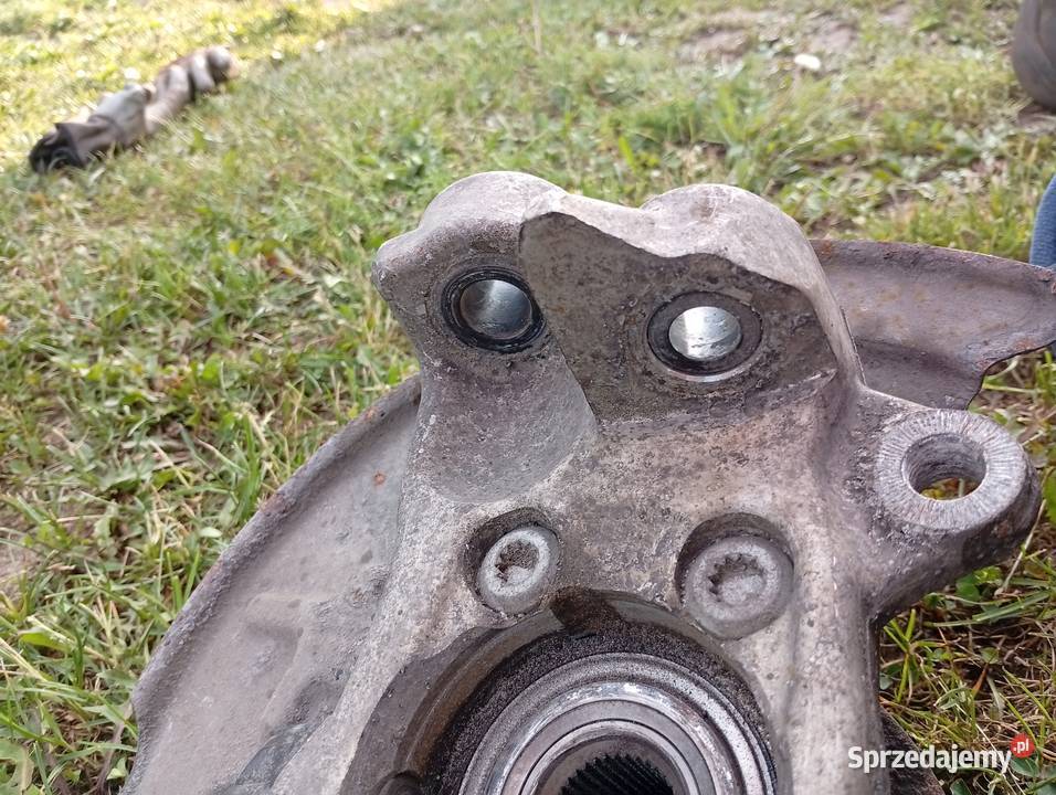 Audi A4 B6 B7 zwrotnica przód 8E0407242B