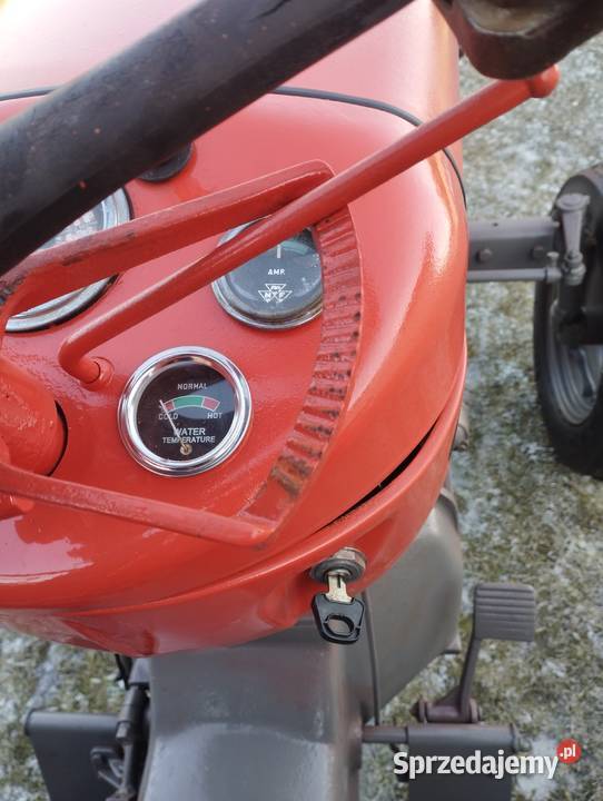 Ciągnik rolniczy Massey Ferguson 30